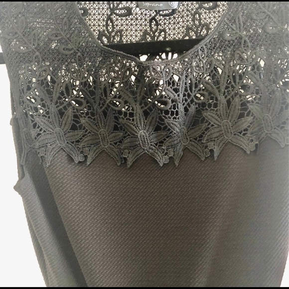 Little black dress. Length: short. Used - Picture 2 of 3